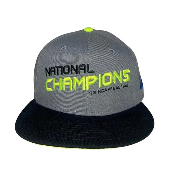 Nike UCLA National Champions '13 NCAA Baseball Snapback Hat - Picture 1 of 9